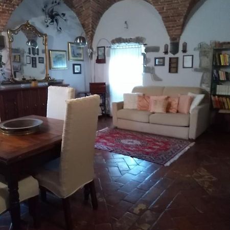 Castello Di Casallia Vetulonia ภายนอก รูปภาพ