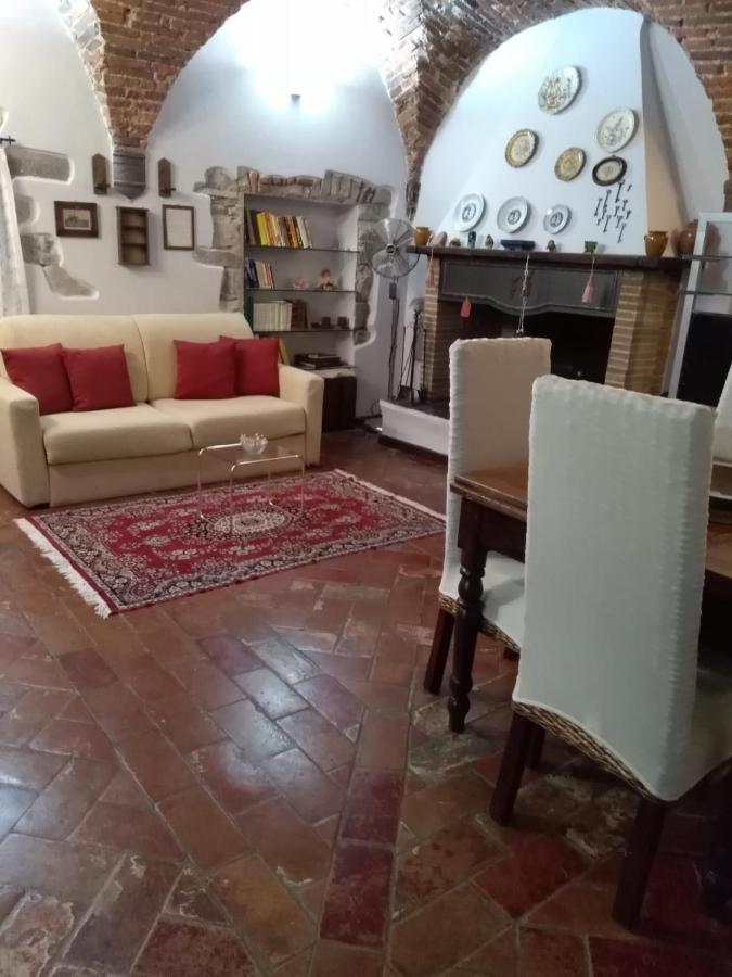 Castello Di Casallia Vetulonia ภายนอก รูปภาพ